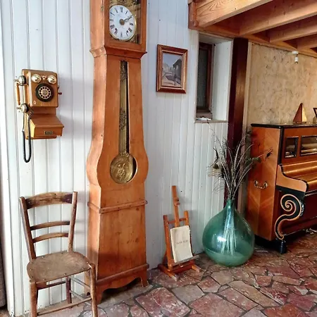 Prázdninový dům Le Logis Du Vieux Rempart *